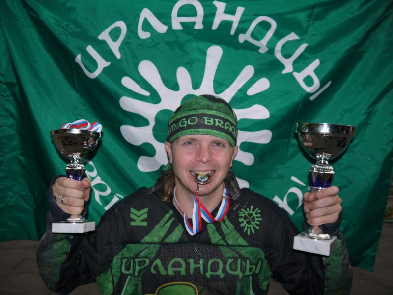 12.08.2012 Капитан и очередные 2 кубка, заработанные нашей Командой.